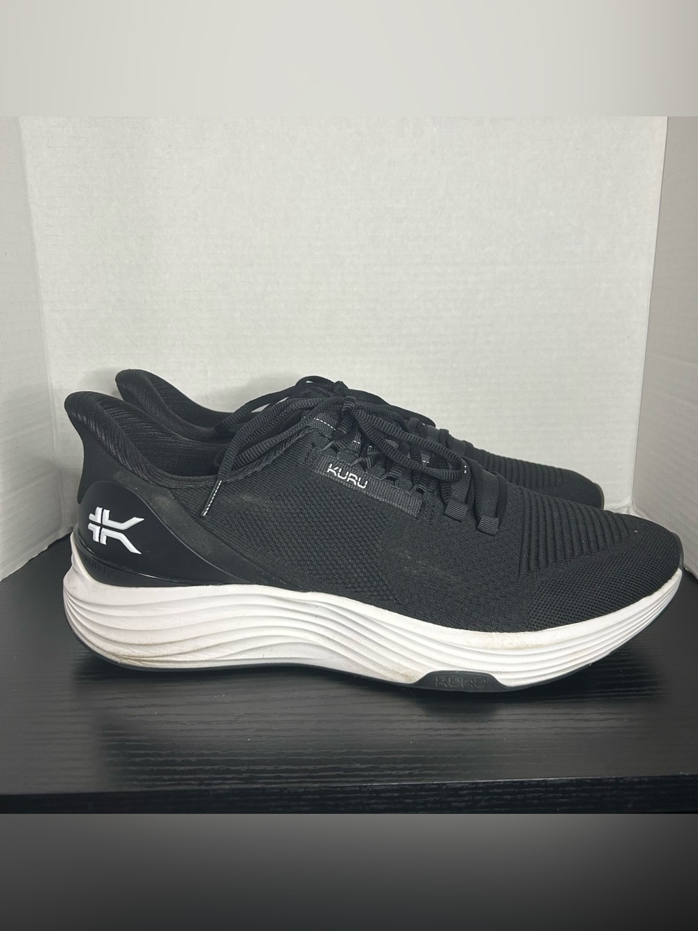 Kuru Atom 2 Mens Size 14W Black White Athletic Running Walking Shoes Sneakers